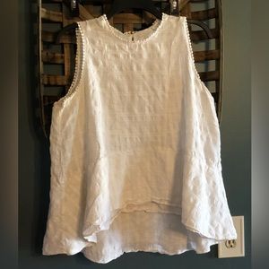 Sleeveless Casual/dressy top